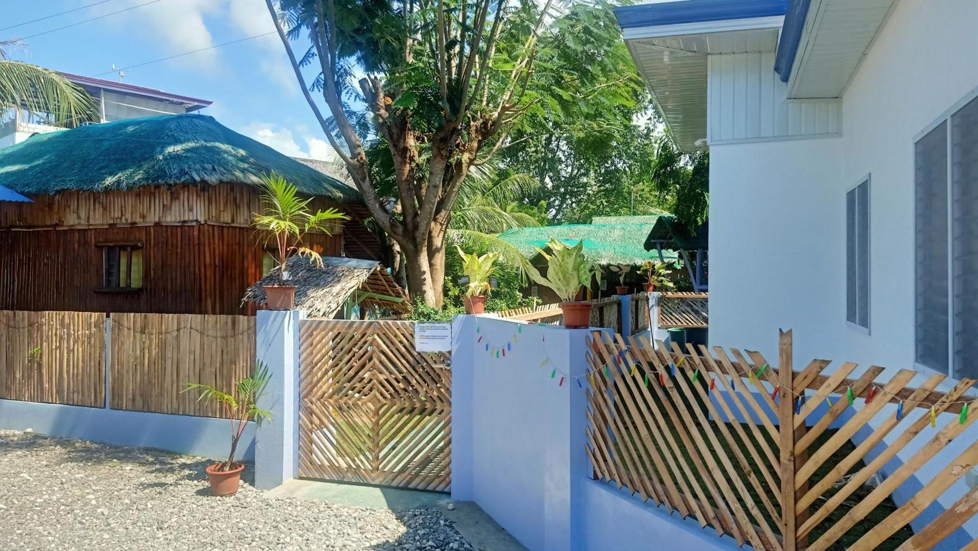 Moalboal Bamboo House / Rooms חדר תמונה